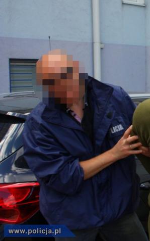 Zabójcy w rękach policji. Jeden utopił swoją partnerkę! 