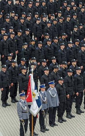 400 nowych policjantów zaczyna szkolenie w Słupsku! 