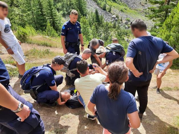 Polscy policjanci kolejny raz uratowali ludzkie życie pełniąc służbę w Kosowie